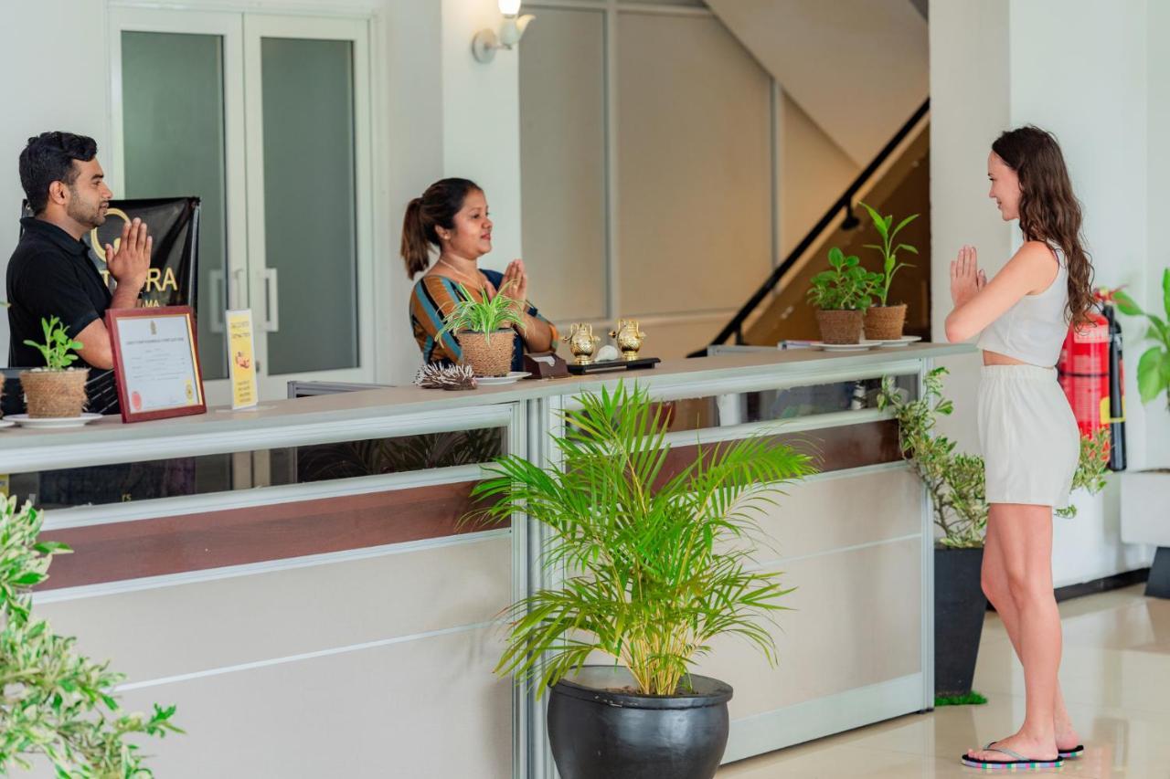Centhara Beach Weligama Hotell Exteriör bild